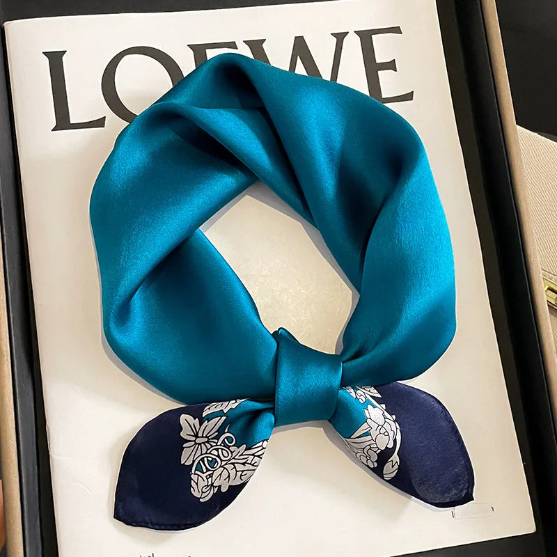 2023 100% Natural Silk Square Scarves Small Hair Band Bandana Women Headband Neck Foulard Horse Print Designer Female Kerchief