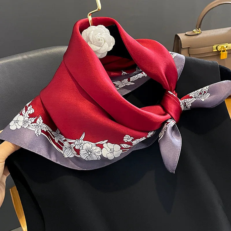 2023 100% Natural Silk Square Scarves Small Hair Band Bandana Women Headband Neck Foulard Horse Print Designer Female Kerchief